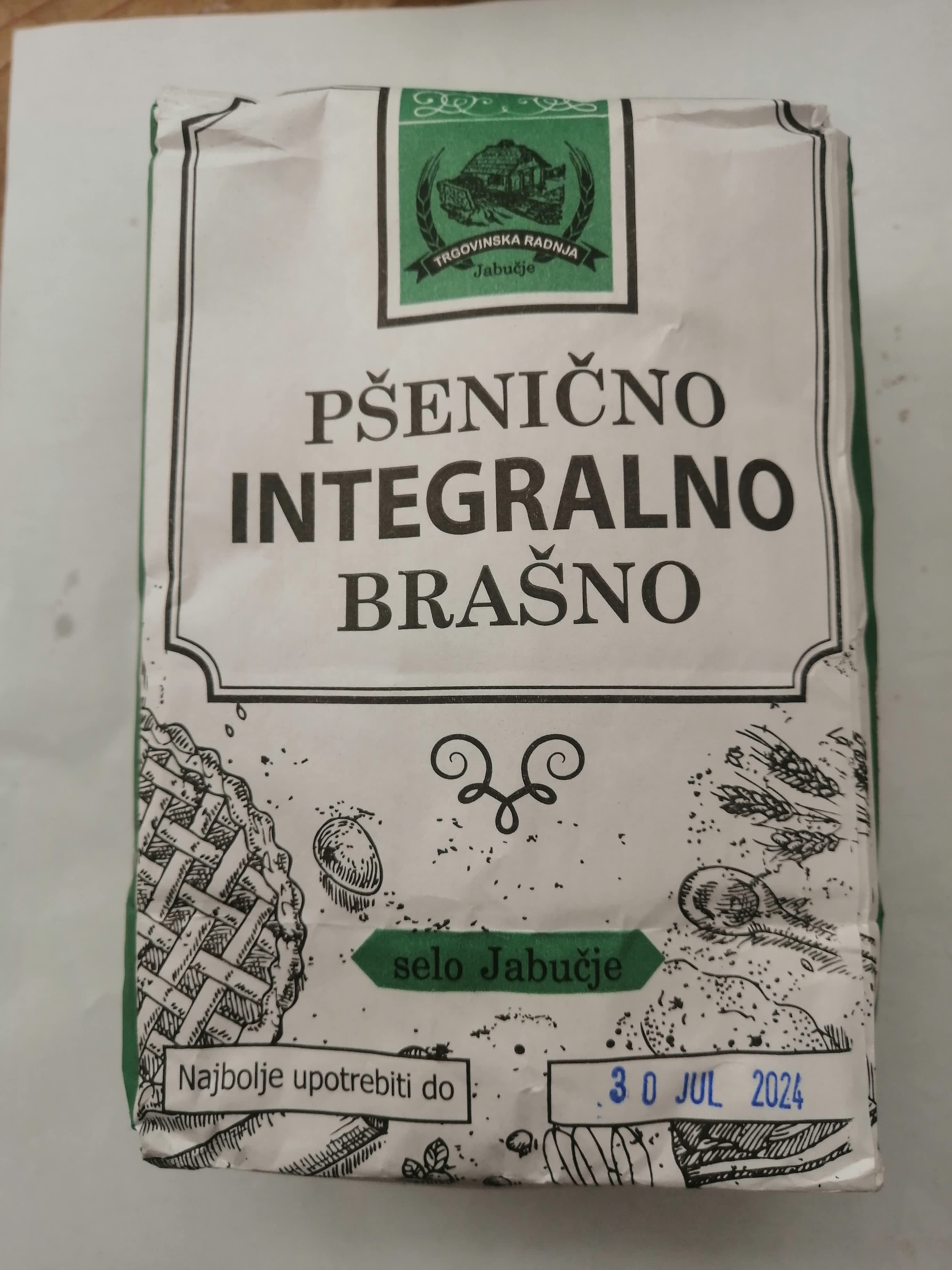Pšenično integralno brašno 1kg.
