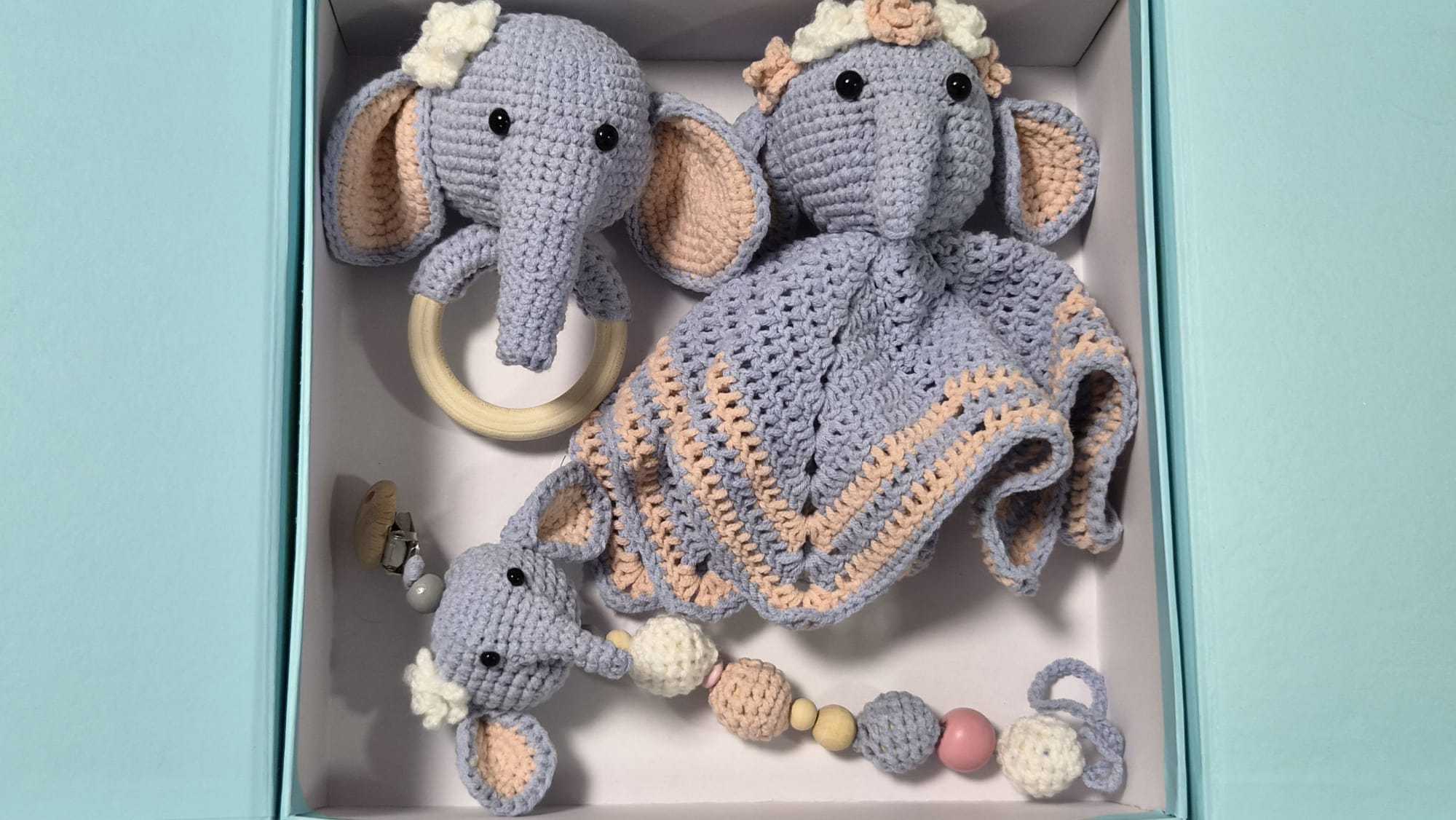 Heklani set za bebe